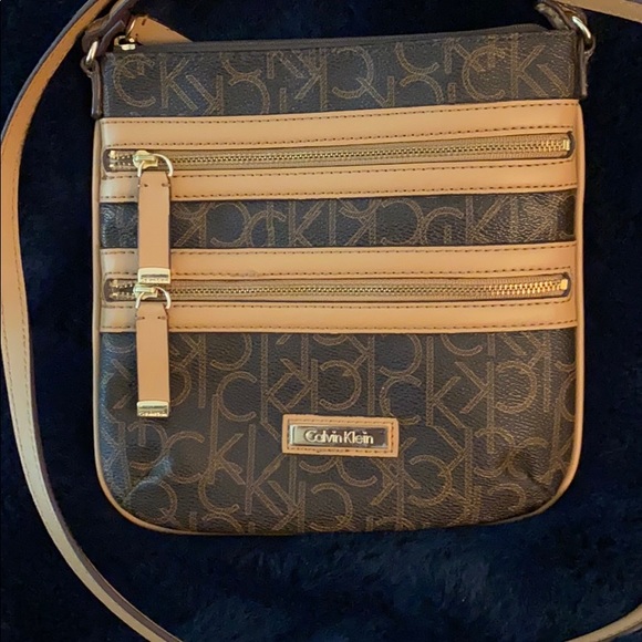 Calvin Klein Handbags - Calvin Klein Shoulder bag